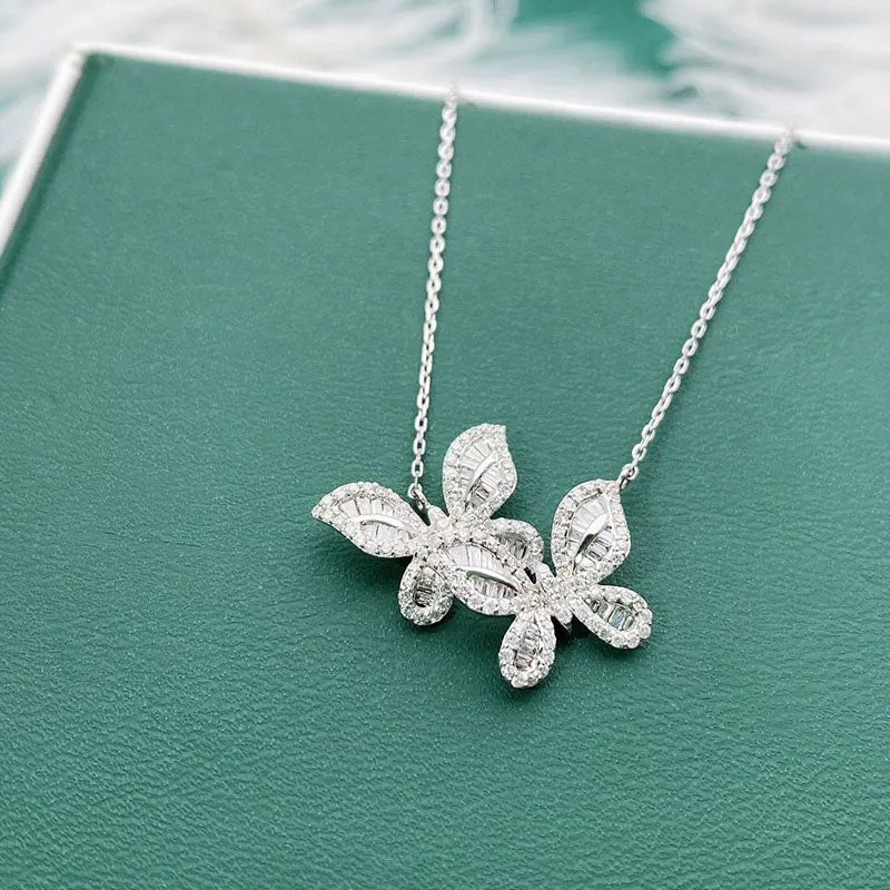 18K Gold 0.75ct Diamond Butterfly Pendant Necklace with Chain 18''