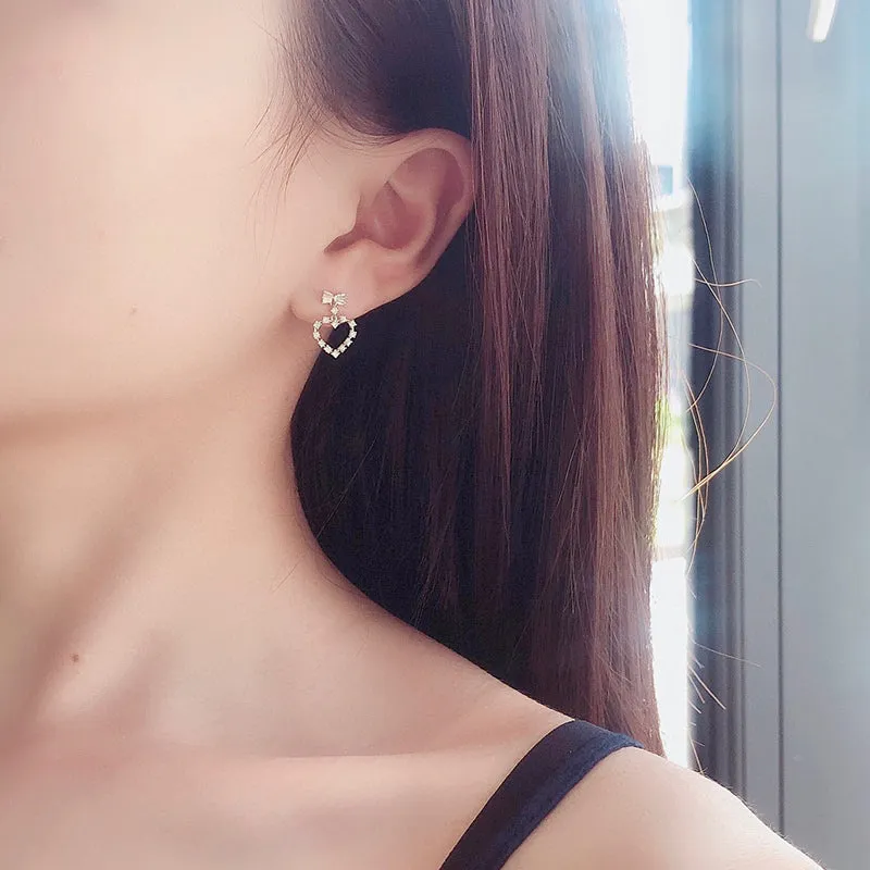 18k Gold Diamond Heart-shaped Earring Exclusively Handcrafted 0.4 Carat Natural Diamond (H-F Color, VS1-VS2 Clarity)