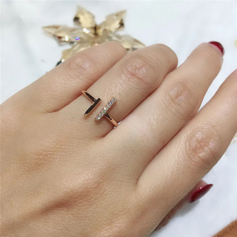 18K Gold Fashion Diamond Open Ring Exclusively Handcrafted 0.09 Carat Natural Diamond (H-F Color, VS1-VS2 Clarity)