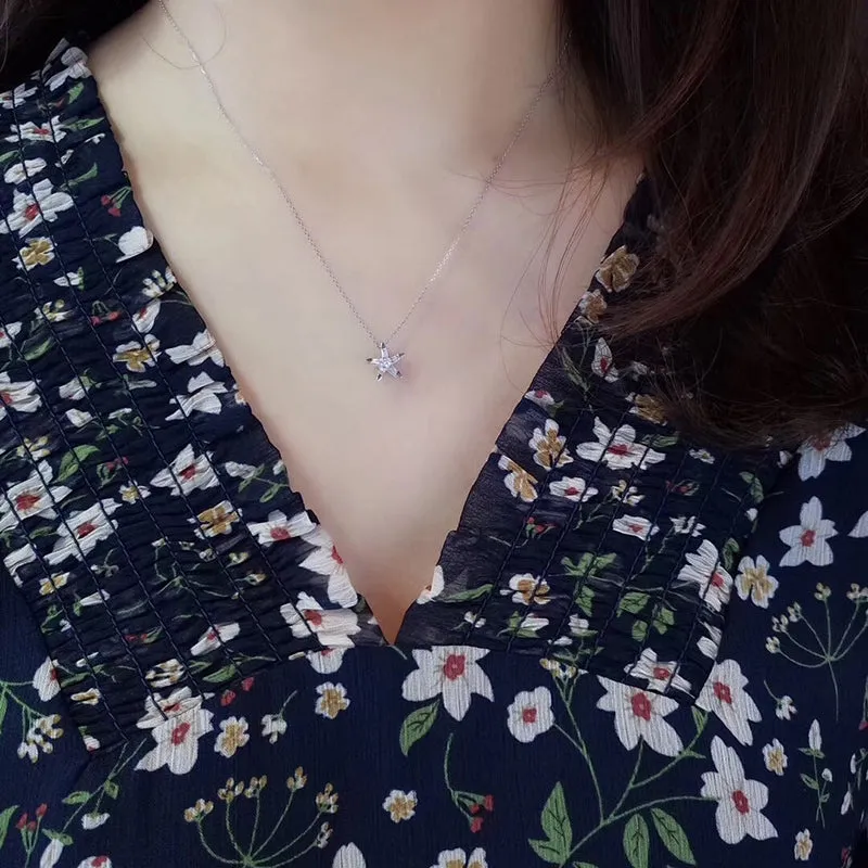 18K Gold Round Starfish Diamond Necklace Pendant Exclusively Handcrafted 0.122 Carat Natural Diamond (H-F Color, VS1-VS2 Clarity)