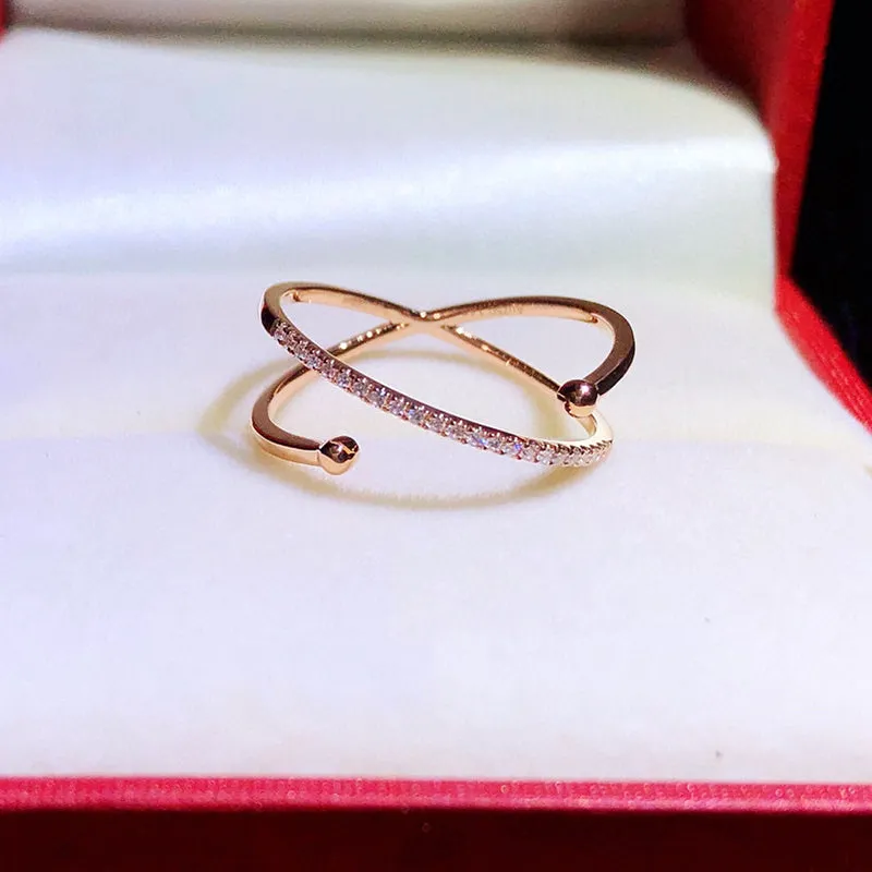 18K Gold star Dotted Exquisite Bust Diamond Ring Exclusively Handcrafted 0.068 Carat Natural Diamond (H-F Color, VS1-VS2 Clarity)