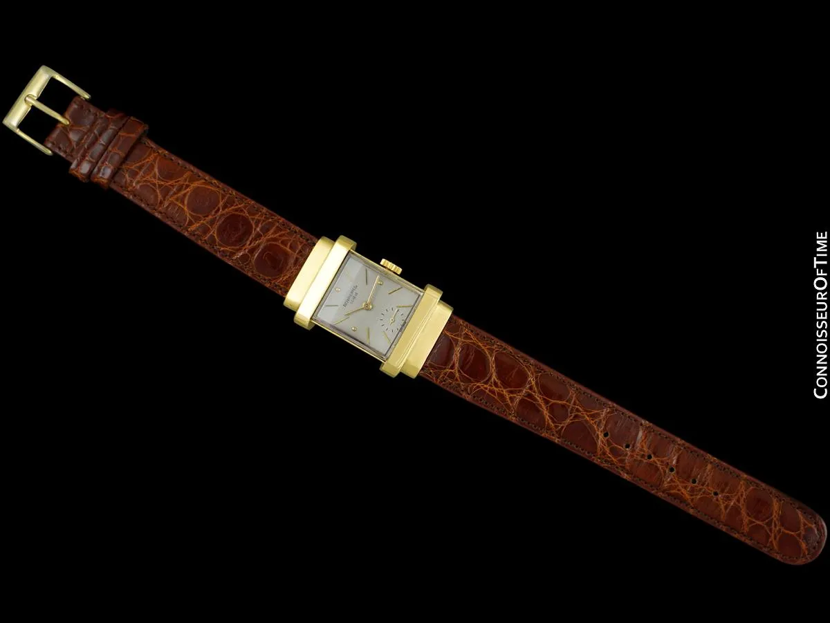 1946 Patek Philippe Vintage Mens Ref. 1450 "Top Hat" Watch - 18K Gold with Papers
