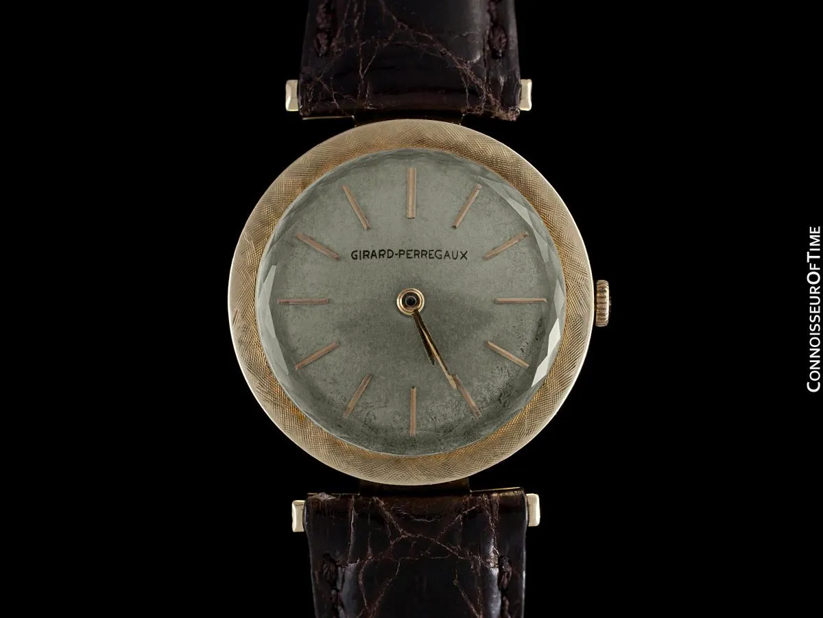 1961 Girard Perregaux Vintage Mens Midsize Modernist Watch - 14K Gold