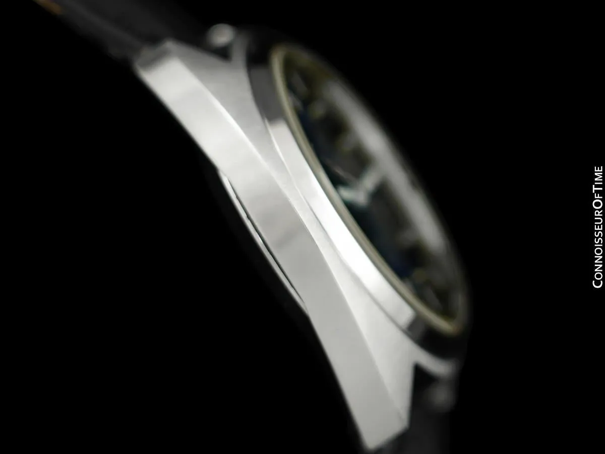 1970's Omega Seamaster Cosmic 2000 Vintage Large Retro Mens Dive Watch, Date - Stainless Steel