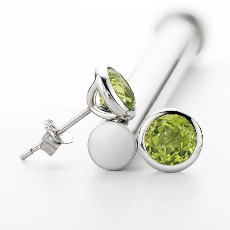 6mm Genuine Gmestone Peridot Stud Earrings