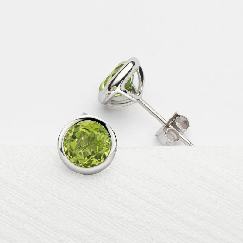 6mm Genuine Gmestone Peridot Stud Earrings