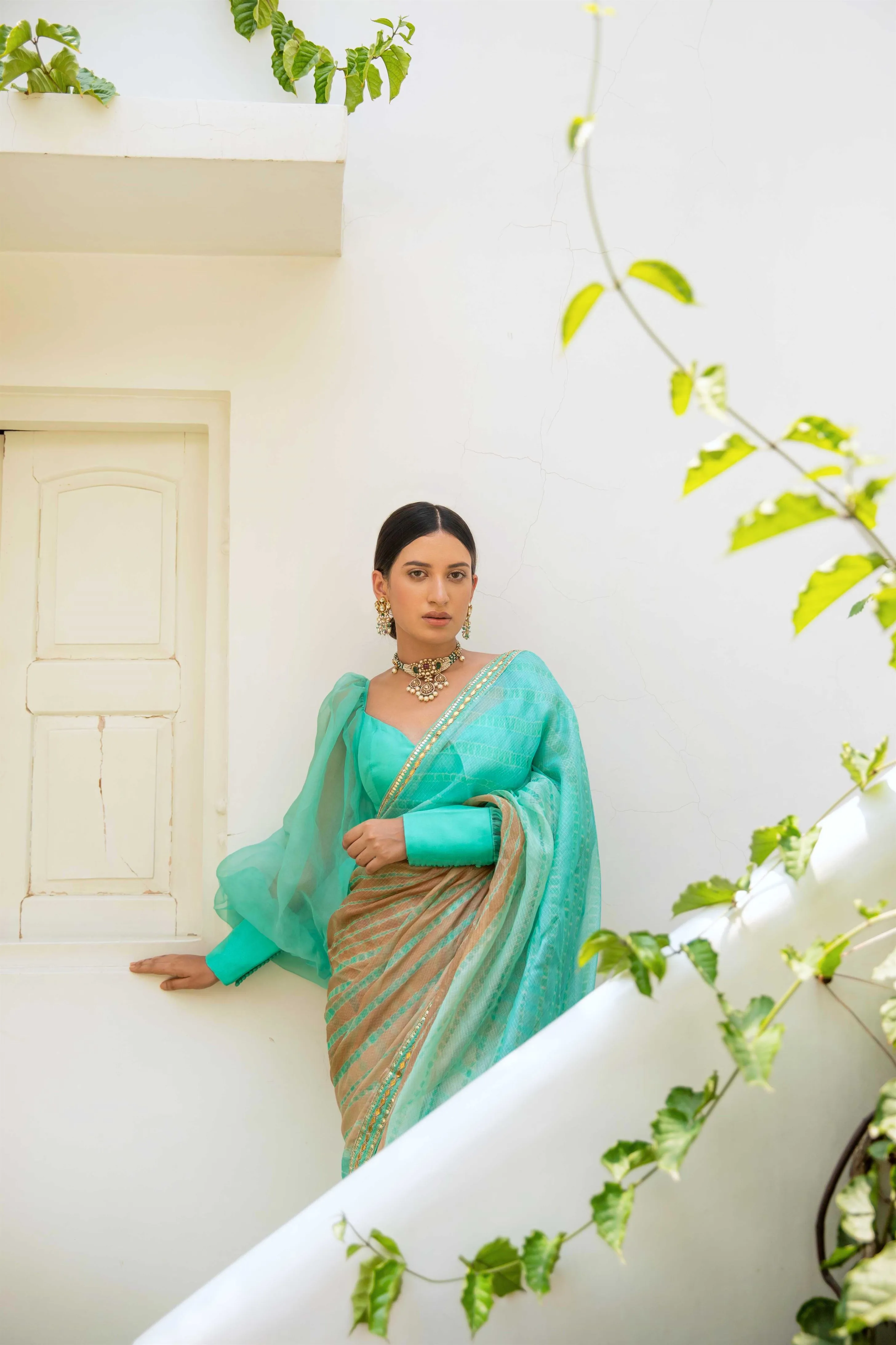 Aarti Sethia Studio    I   Sea Green Hand Embroidered Lahariya Saree Set