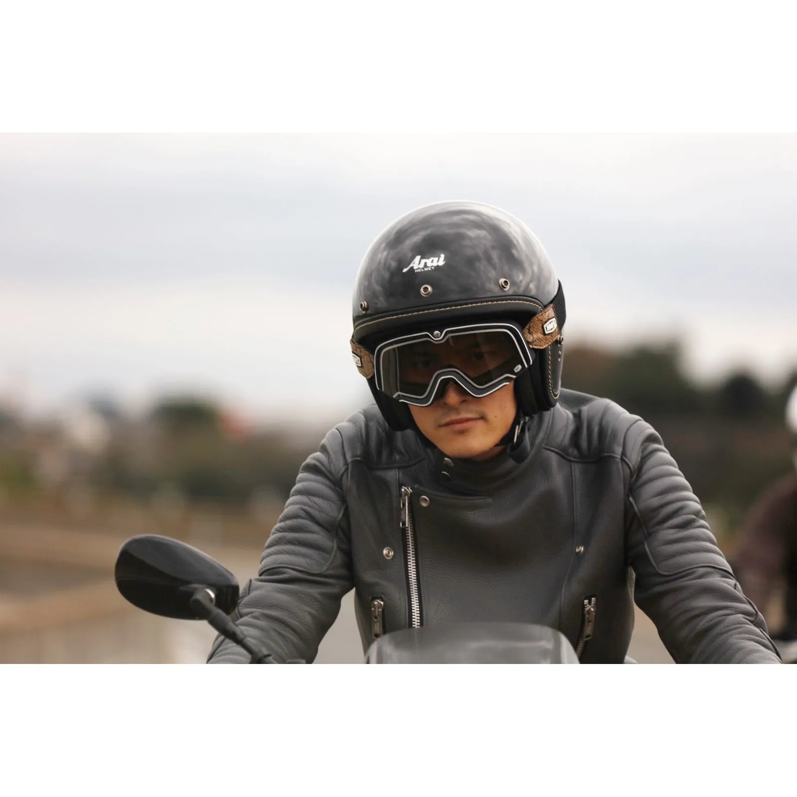 Arai Classic-V Helmet
