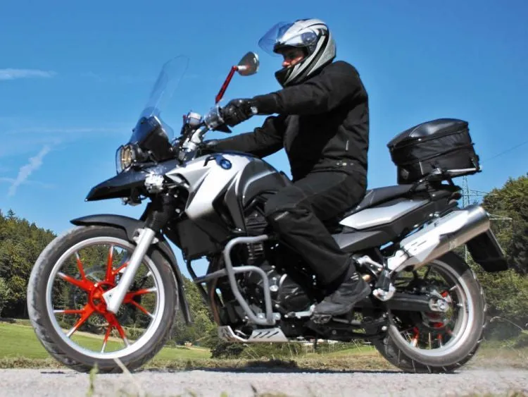 BMW F800GS Protection - Exhaust Heat Shield