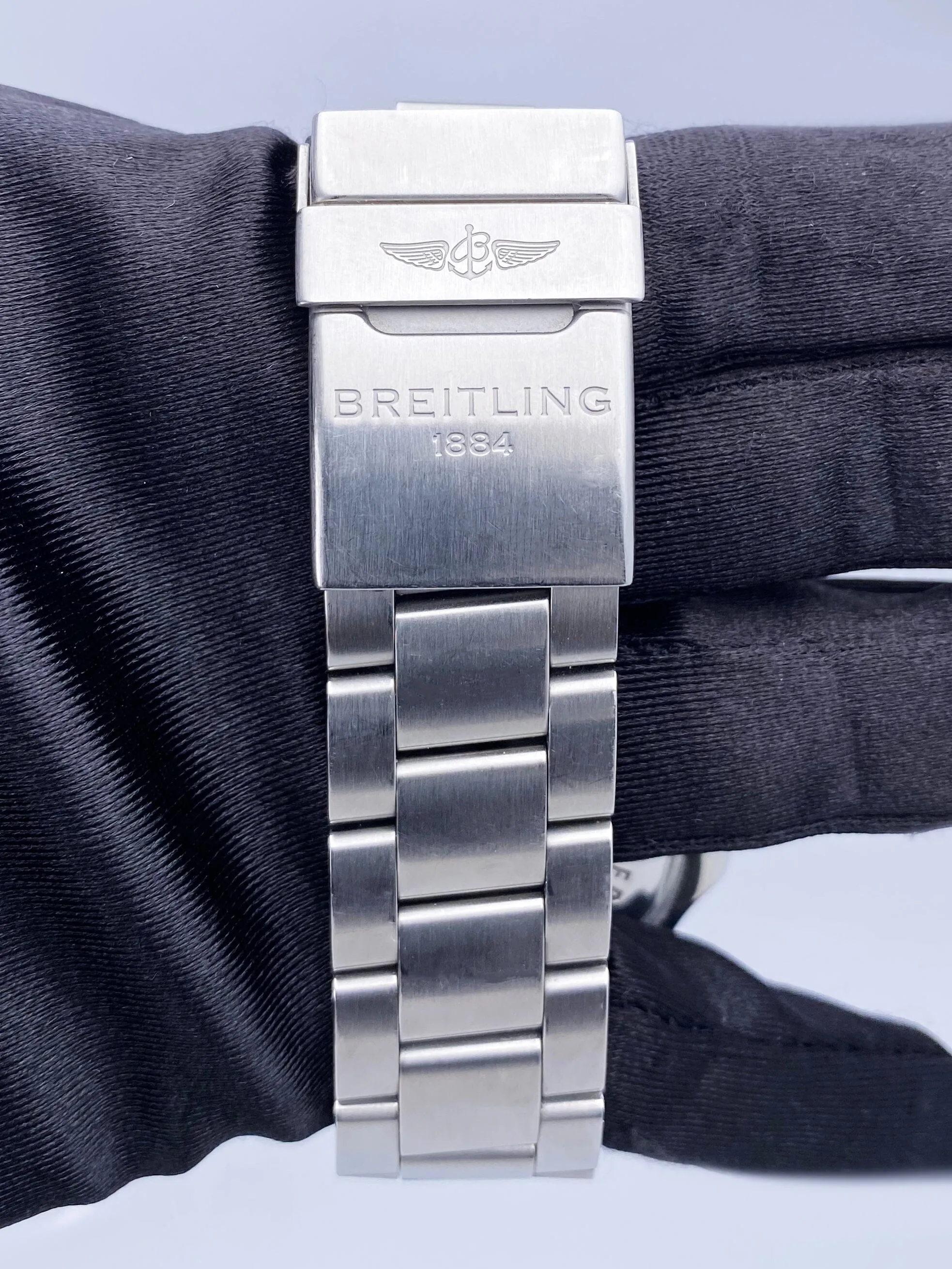 Breitling Superocean 44 A17391 Black Dial Steel Mens Watch Box Papers