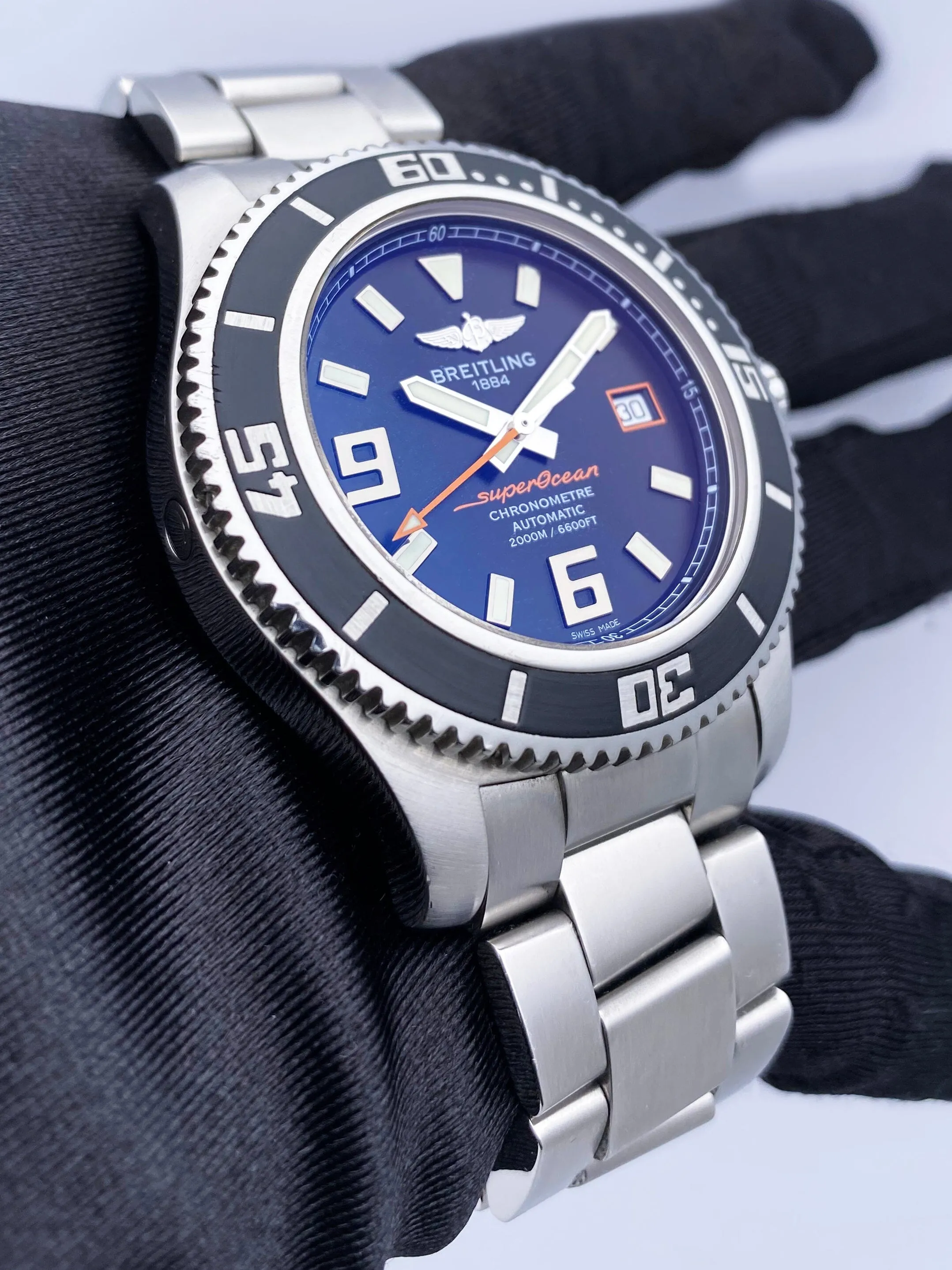 Breitling Superocean 44 A17391 Black Dial Steel Mens Watch Box Papers