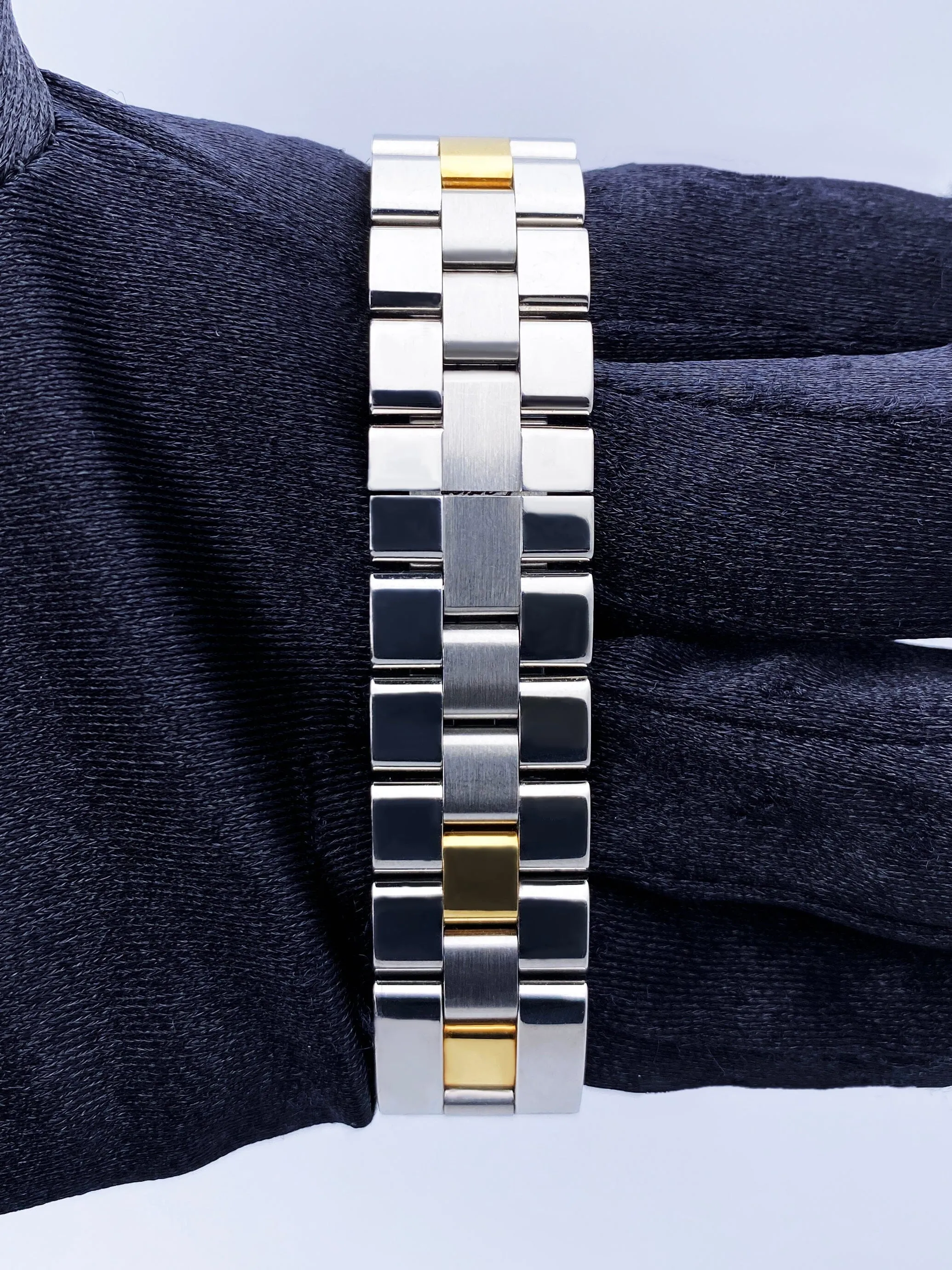 Cartier Roadster W62026Y4 Two Tone Yellow Gold Ladies Watch