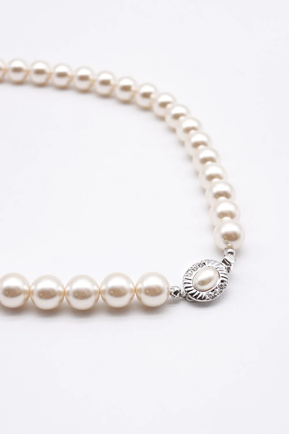 Classic Faux Pearl Necklace