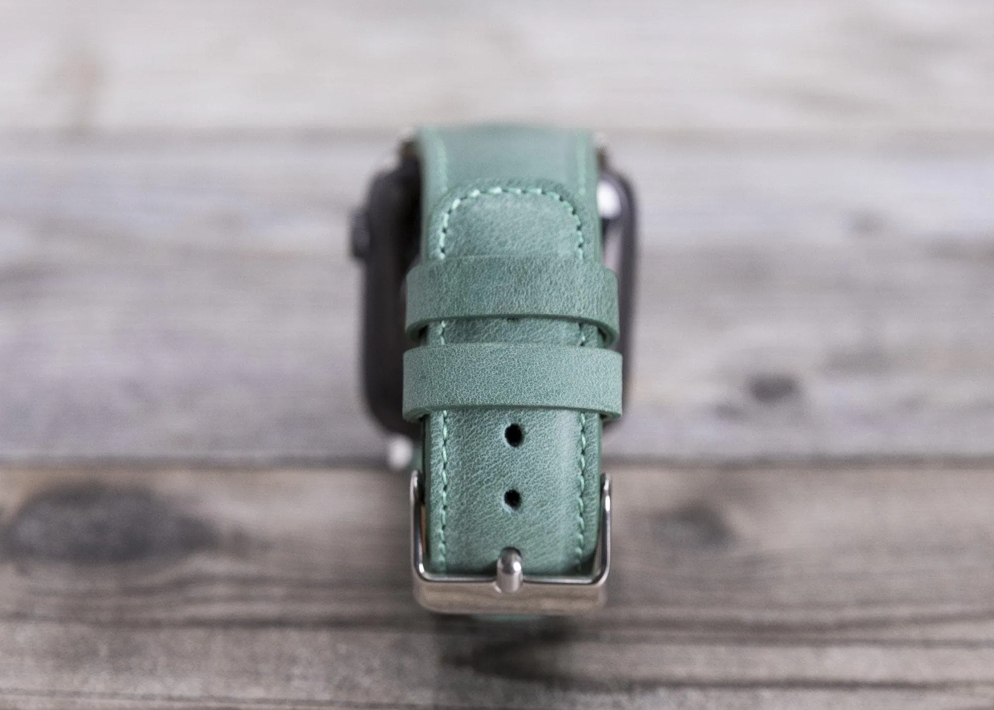 Classic Style Genuine Leather Apple Watch Band