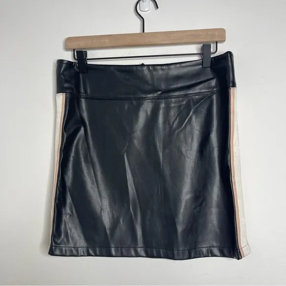 David Lerner Faux Leather Side Stripe Mini Skirt Size L Revolve