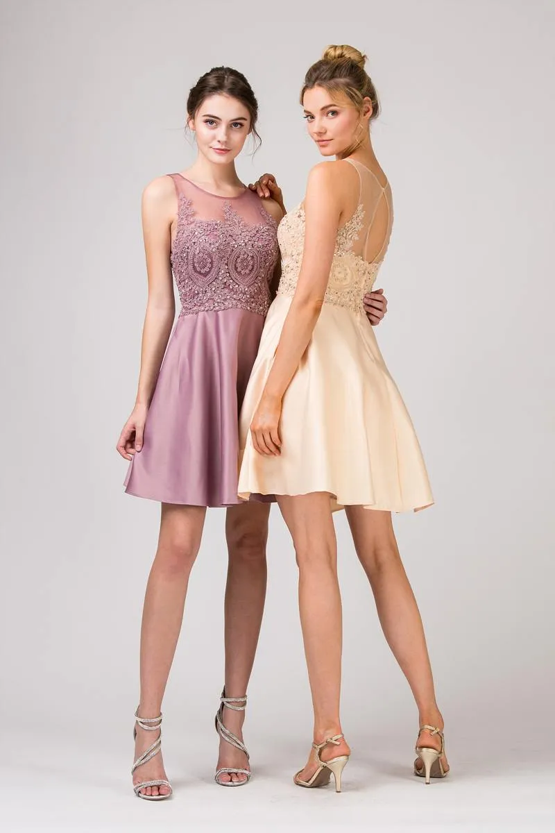 Eureka 8433 Keyhole Back Short Dress with Pockets