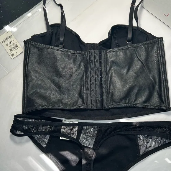 International Concepts Faux Leather Bustier and Thong Panty Set Large New NWT