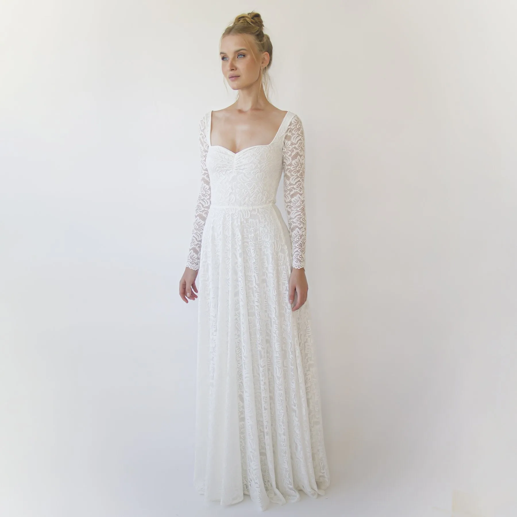 Ivory Sweetheart Lace Wedding Dress with Long Sleeves #1361