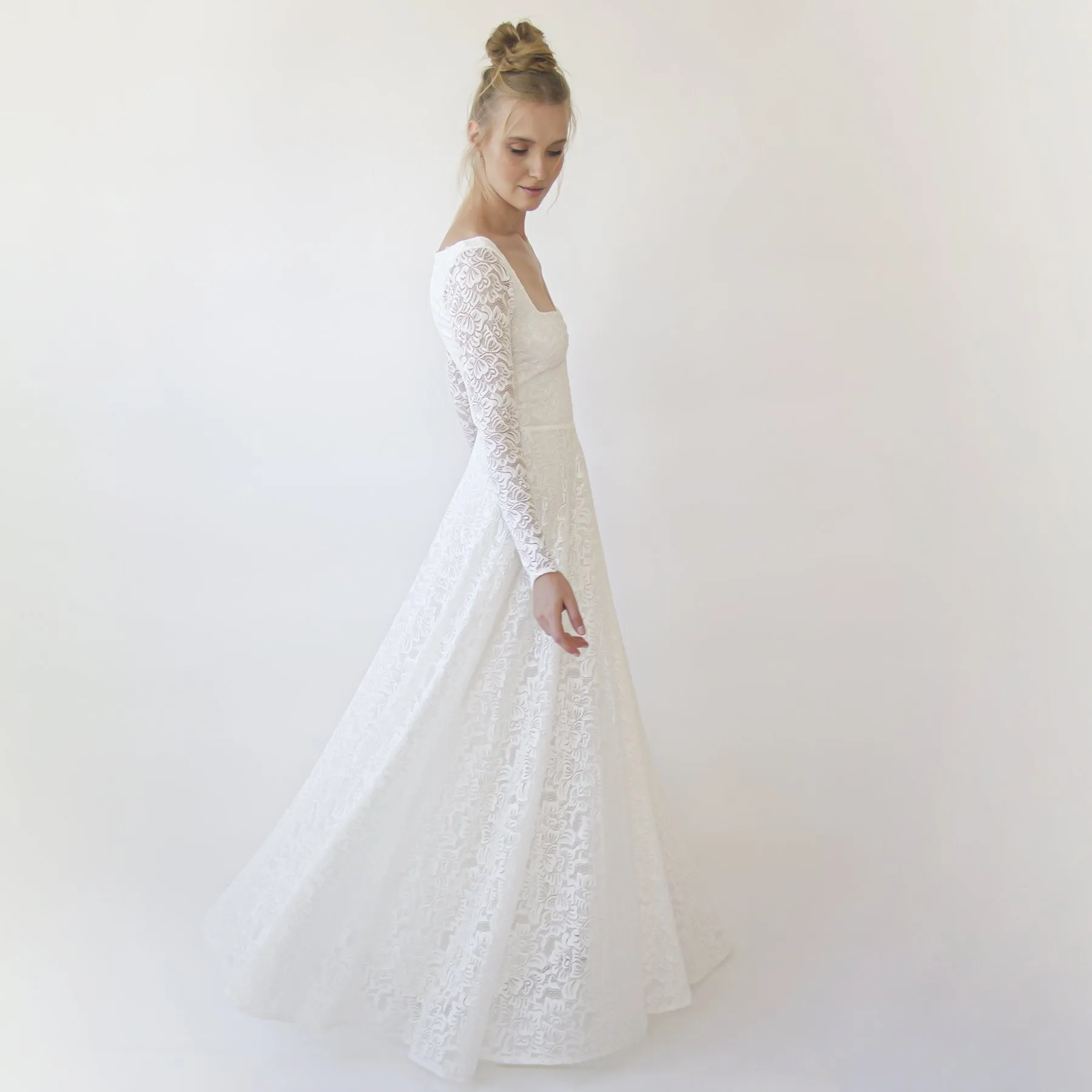 Ivory Sweetheart Lace Wedding Dress with Long Sleeves #1361