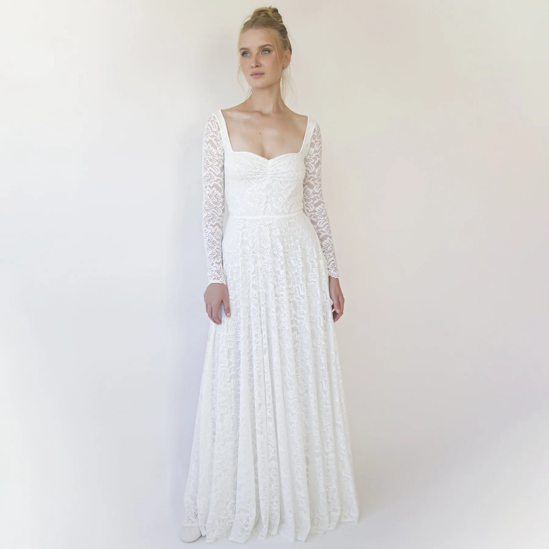 Ivory Sweetheart Lace Wedding Dress with Long Sleeves #1361