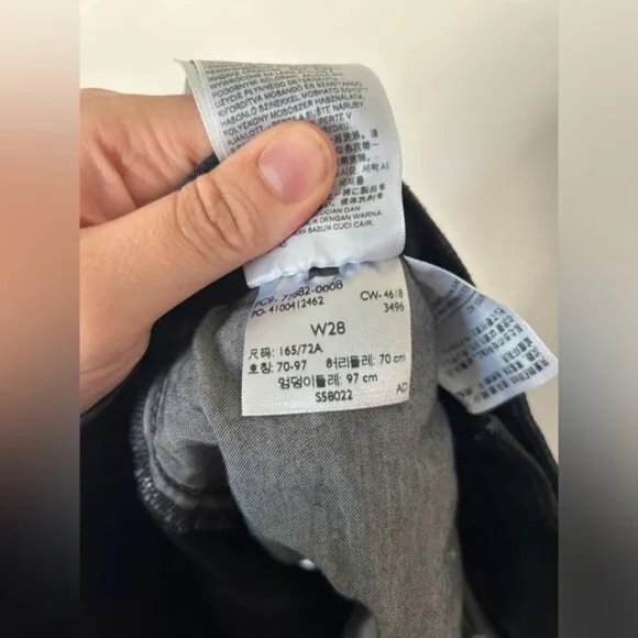 Levi’s Black ICONIC SKIRT
