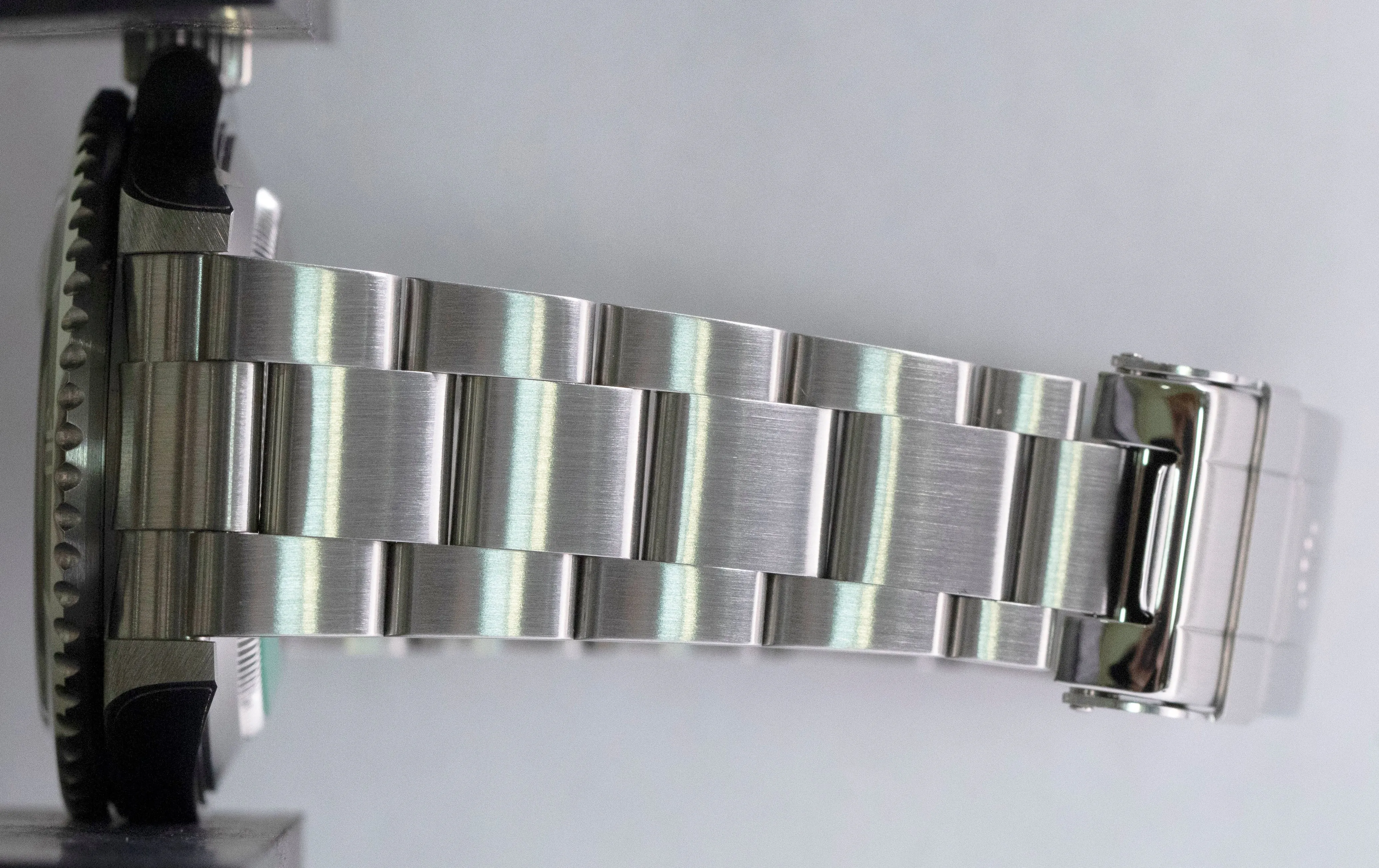 NOS STICKERED PAPERS Rolex Submariner Date KERMIT Green REHAUT 40mm 16610 LV B P