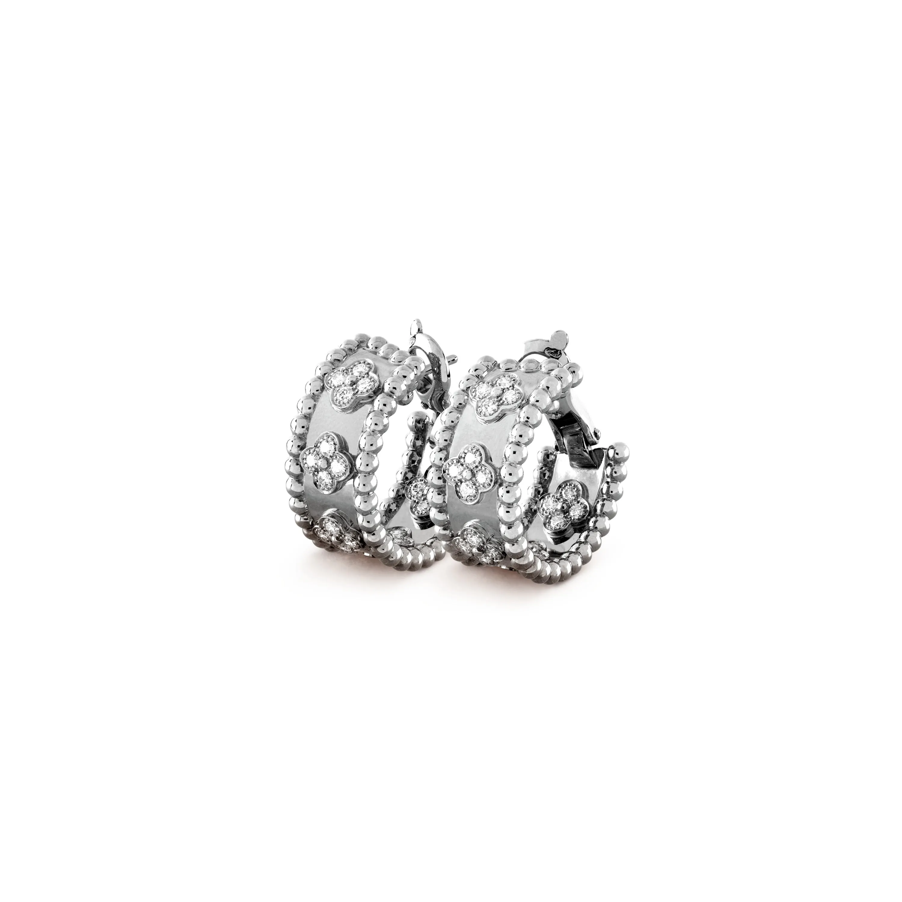 Perlée Clovers Hoop Earrings
