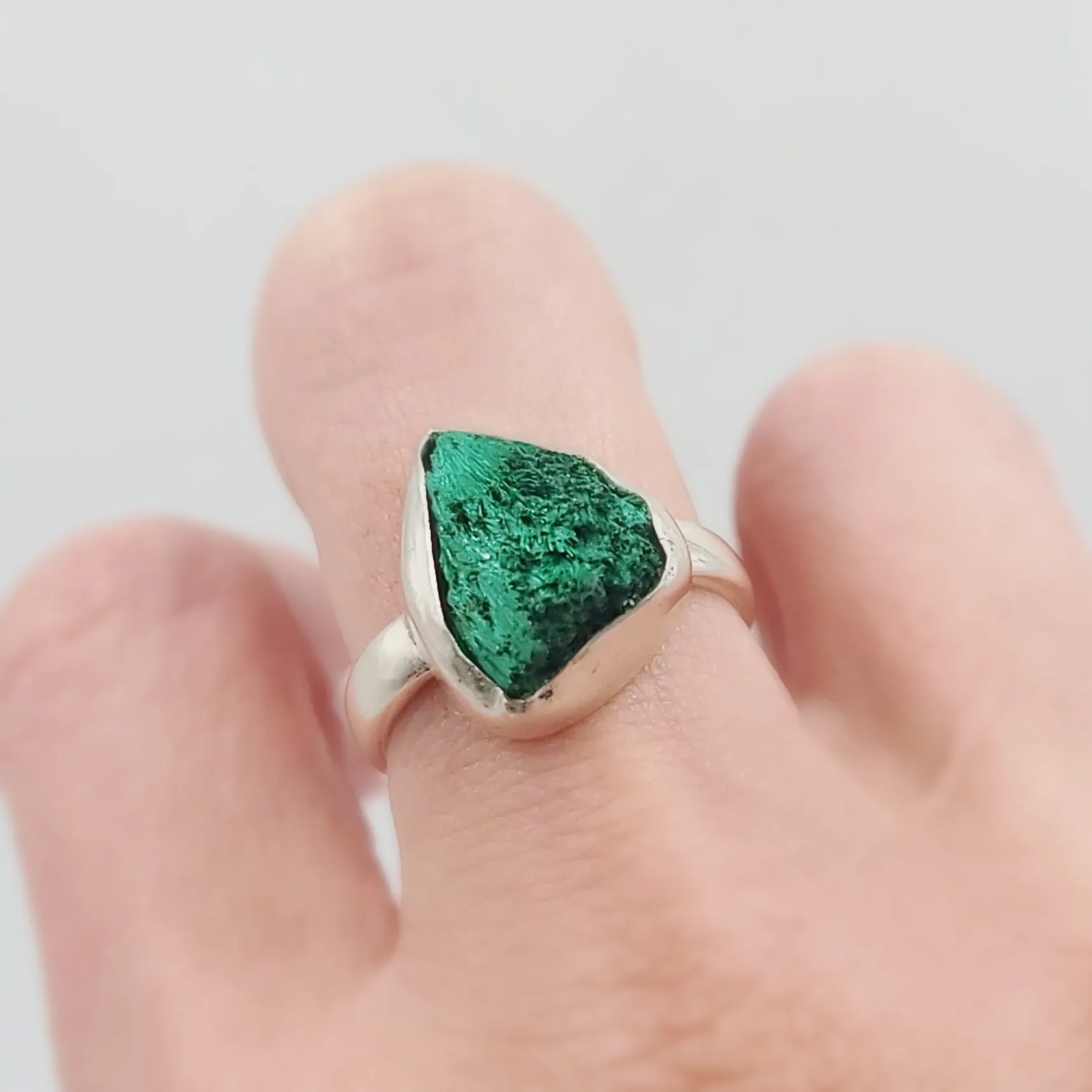 Silk Malachite Ring Sterling Silver Band Fibrous Druzy Size 8