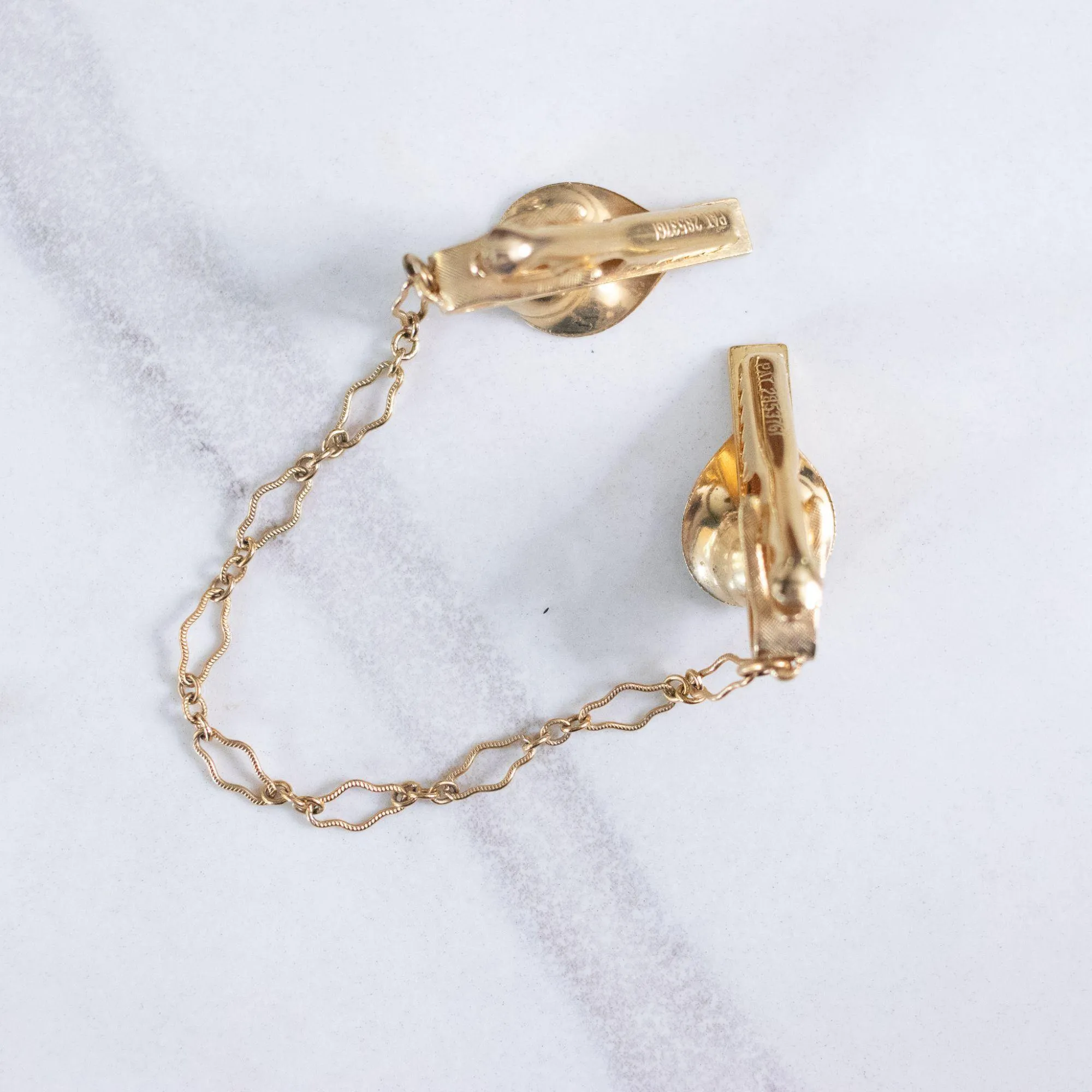 Vintage Calla Lily Sweater Guard