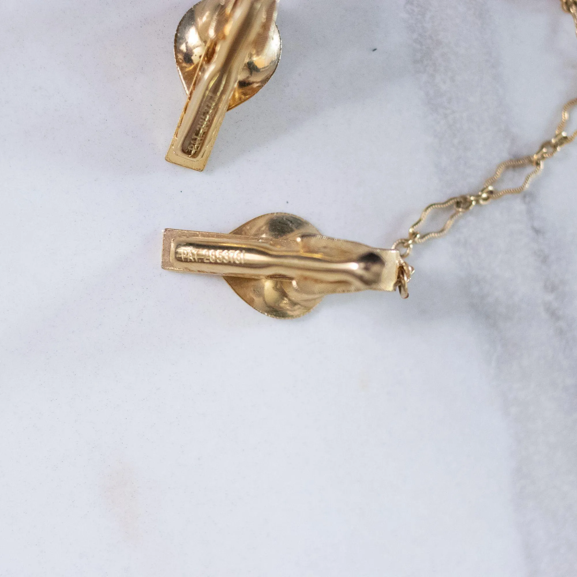 Vintage Calla Lily Sweater Guard
