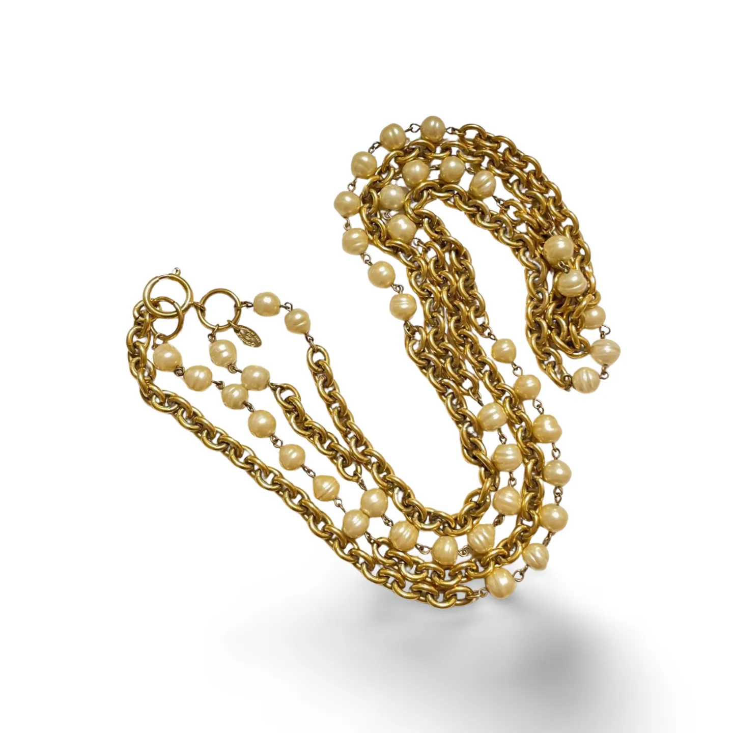 Vintage CHANEL double chain necklace with round faux pearls. Classic and Gorgeous masterpiece for the rest of your life. 060820ac3
