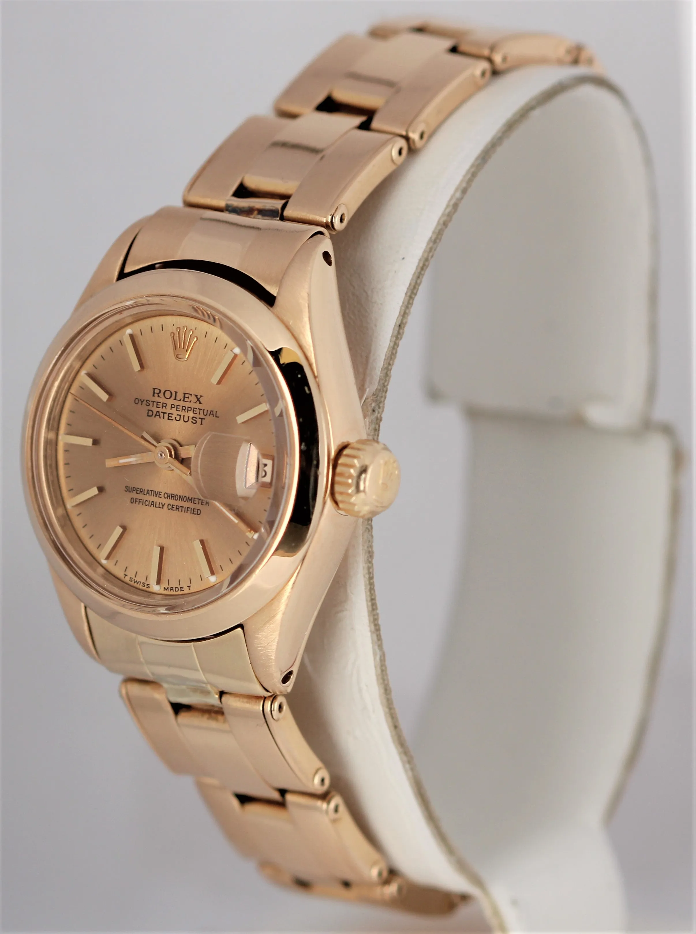 Vintage Rolex DateJust 18K Yellow Gold Champagne Dial 26mm Automatic 6916 Watch